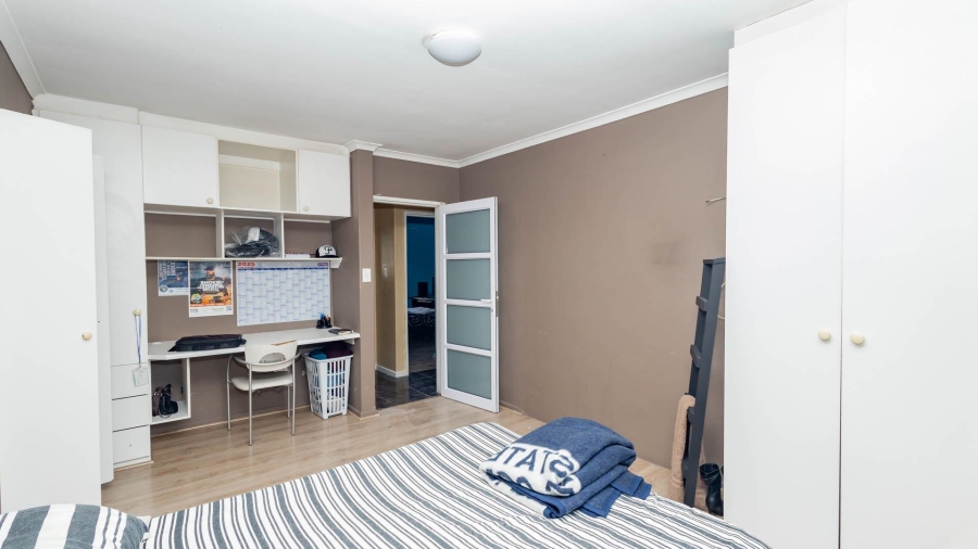 3 Bedroom Property for Sale in Parklands Western Cape